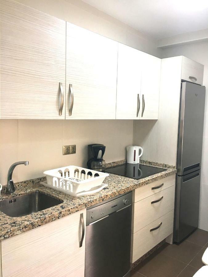 Skysea Holidays Ave Apartment Málaga